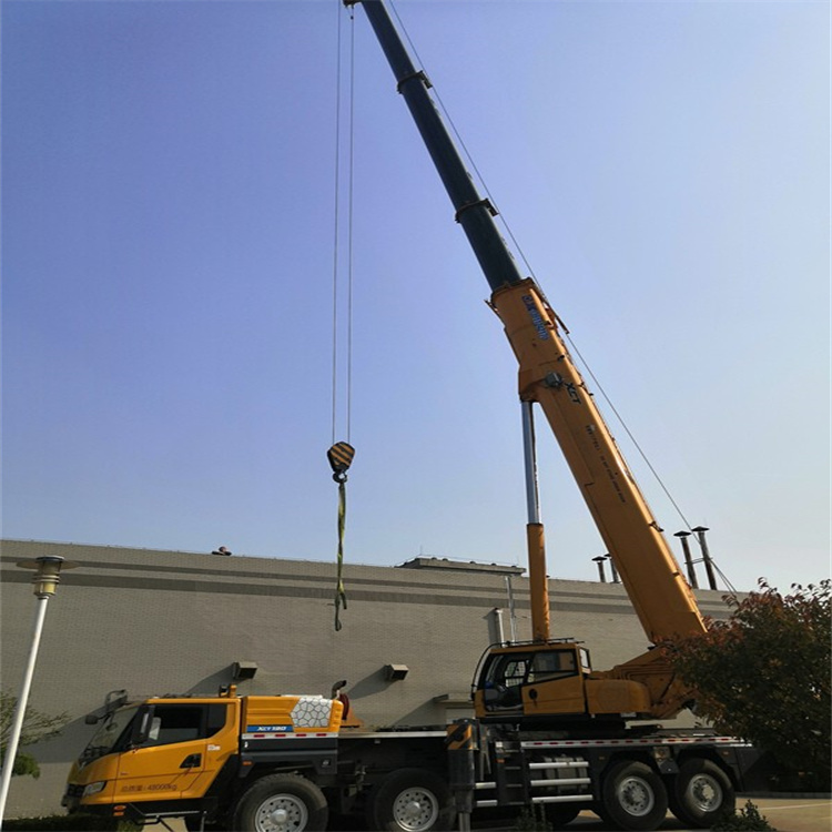 竞秀 选择汽车吊租赁的秘诀与联系方式指南