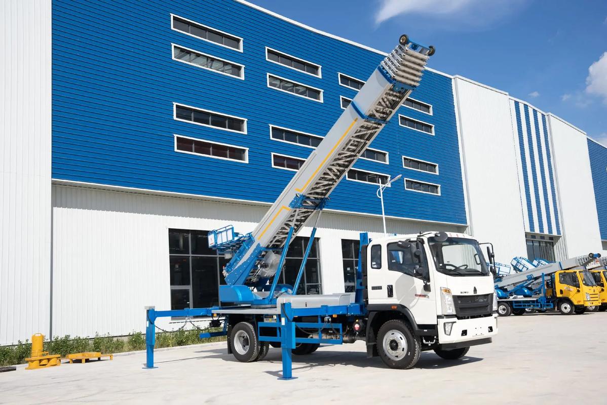 竞秀小型云梯车上料车租赁多少钱