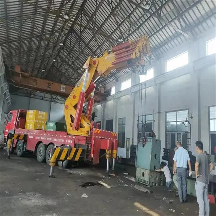 竞秀速查！附近自卸吊车租赁电话及租赁全攻略